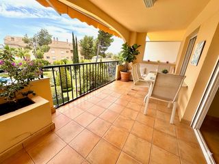 Lloguer Apartament  Isla de altea. Apartamento en urbanización tranquila con wi fi y parking