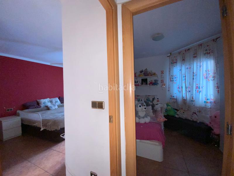 Foto 4bbb59d7-3cf1-467f-8be1-c7ab18399551. Piso  con buenas dimensiones. en Rocafonda Mataró