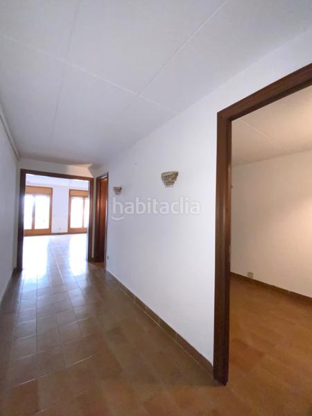 Foto 270e2237-3093-426a-904e-9b3f85322c54. Casa adosada en el centro con jardín privado de 340 m² en Mataró