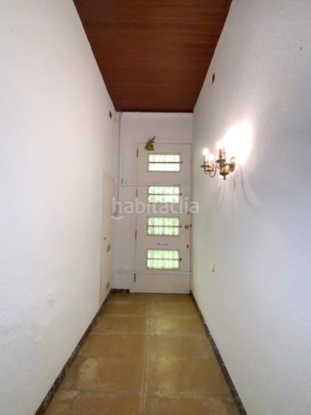 Foto 39b0c1a5-14d6-4948-ad2a-e083c93565f6. Casa adosada en el centro con jardín privado de 340 m² en Mataró