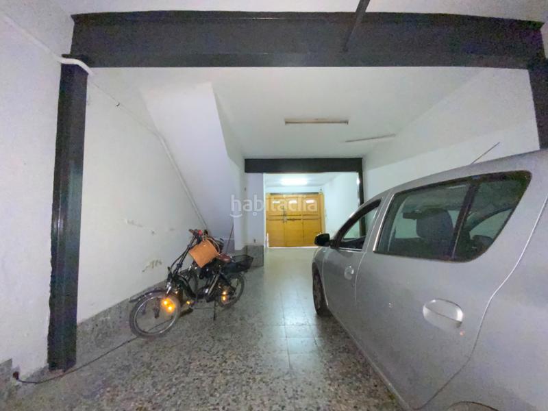 Foto 433c298d-973f-4c42-8450-b72592371922. Casa adosada en el centro con jardín privado de 340 m² en Mataró