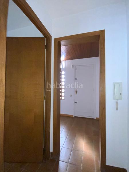Foto 4afcec78-4048-45b6-be9b-56aa847921db. Casa adosada en el centro con jardín privado de 340 m² en Mataró