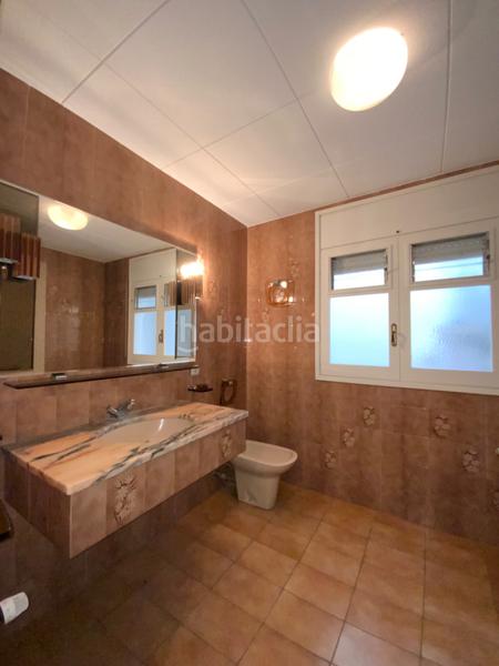 Foto 770b5c89-d0b0-4719-8aea-82dd3a0bbcd8. Casa adosada en el centro con jardín privado de 340 m² en Mataró