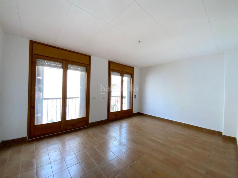 Foto 7f36a95f-f0ba-4603-b119-528ccc5f472e. Casa adosada en el centro con jardín privado de 340 m² en Mataró