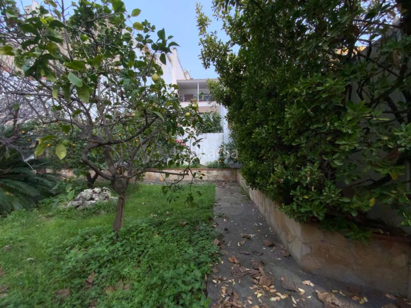 Foto 8b1df558-ff7d-43df-a886-a86c10e9a212. Casa adosada en el centro con jardín privado de 340 m² en Mataró