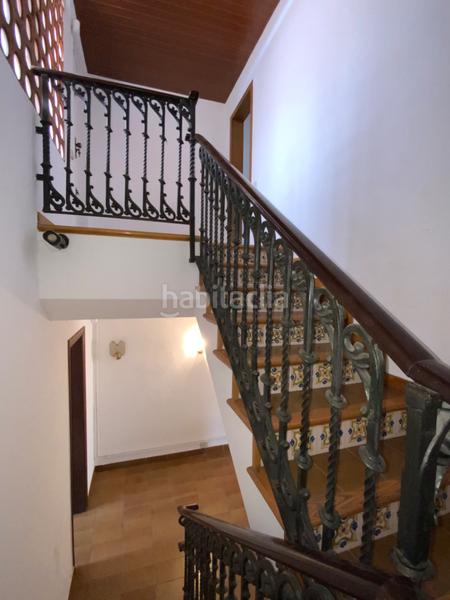 Foto 93e1ef7f-2b46-44f8-8171-945ed6542986. Casa adosada en el centro con jardín privado de 340 m² en Mataró