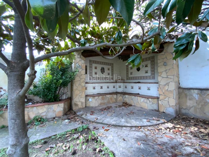 Foto bec25851-af9c-4dc7-a71d-0b95b66bbb96. Casa adosada en el centro con jardín privado de 340 m² en Mataró