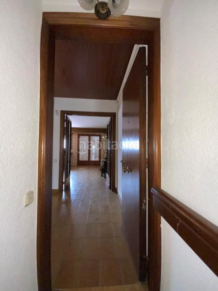 Foto ca56dfb6-2c56-4a3d-a96f-945379a42079. Casa adosada en el centro con jardín privado de 340 m² en Mataró