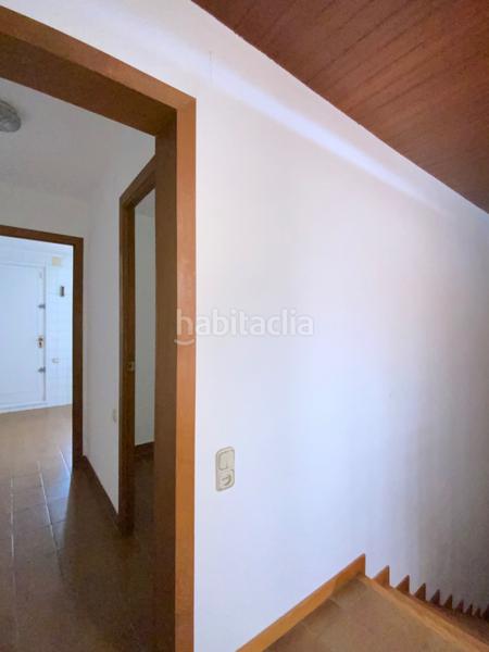 Foto d48aa2ec-4233-454a-9a1a-736ff10d1861. Casa adosada en el centro con jardín privado de 340 m² en Mataró