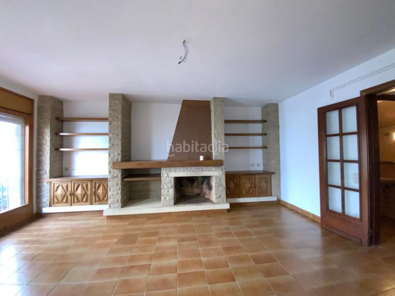 Foto d5264688-3e61-4292-bb94-6379862eb0ac. Casa adosada en el centro con jardín privado de 340 m² en Mataró
