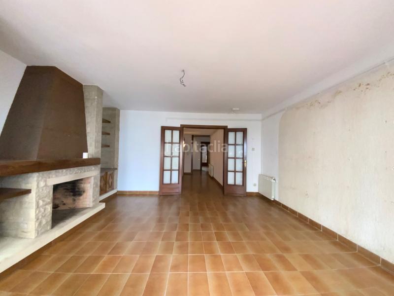 Foto d8252c6b-d9b9-4b9f-9926-cee715de91c0. Casa adosada en el centro con jardín privado de 340 m² en Mataró