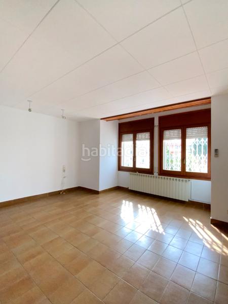 Foto dbfa0452-3b11-428d-981d-47d2ba98371c. Casa adosada en el centro con jardín privado de 340 m² en Mataró