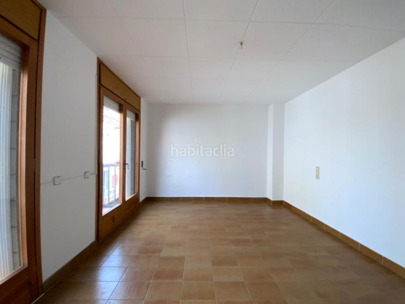 Foto edd1a144-0c30-445b-b490-883514449539. Casa adosada en el centro con jardín privado de 340 m² en Mataró