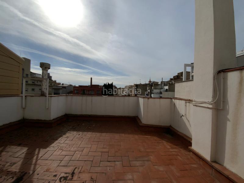 Foto f9cc808c-1cd8-4d69-82e1-d446ed9b7cb9. Casa adosada en el centro con jardín privado de 340 m² en Mataró