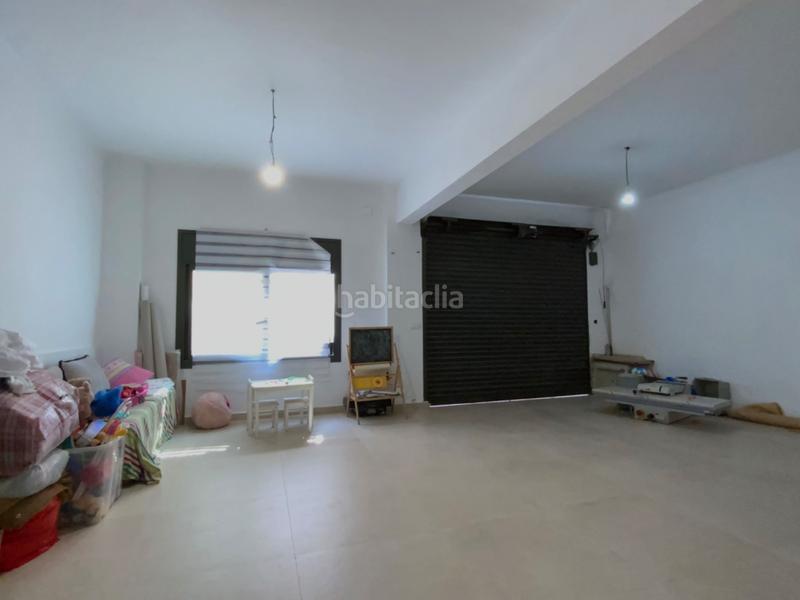Foto 72593535-75a4-42c1-ba4f-c434b9bdc0ae. Casa amb calefacció aparcament a Els Molins Mataró