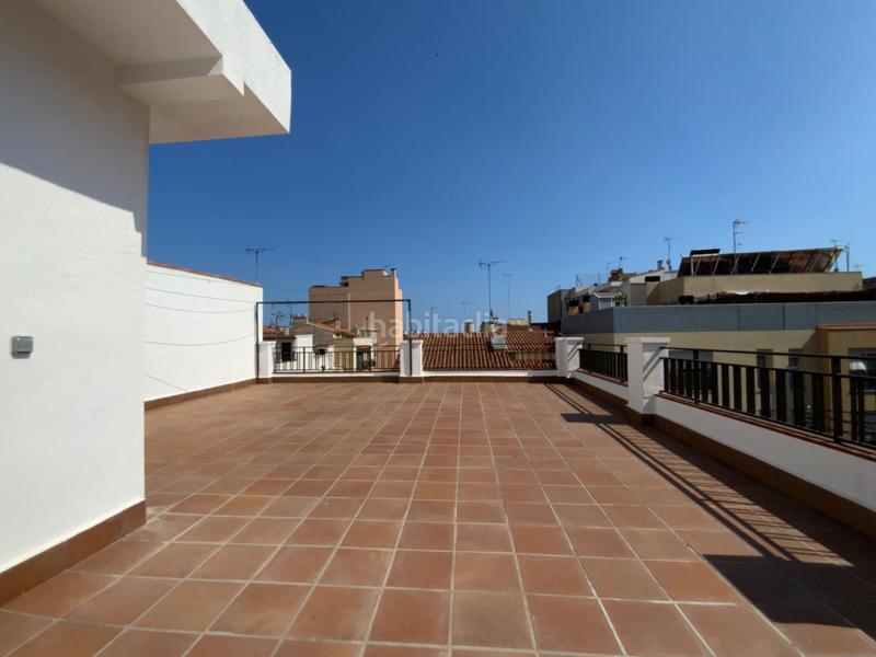 Foto c7c8223b-0571-448e-a68b-6bc88e4ff62a. Casa amb calefacció aparcament a Els Molins Mataró