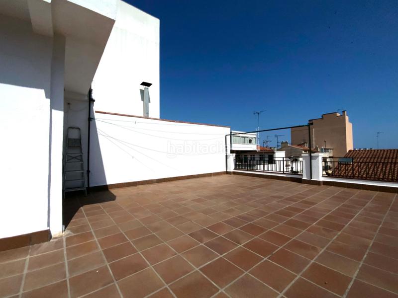 Foto dd94ae4f-217c-49e1-84d1-b03df7c2bff8. Casa amb calefacció aparcament a Els Molins Mataró