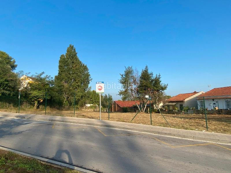 Foto 63e9b90a-742d-4b36-82bf-cd71a2f3e631. Terrain résidentiel dans avinguda mas fuster 2 dans Sant Cugat del Vallès