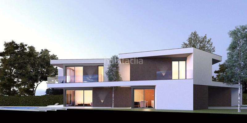 Foto eb7fc8b7-e306-40ca-8d4c-f0f3e39a6e73. Terrain résidentiel dans avinguda mas fuster 2 dans Sant Cugat del Vallès