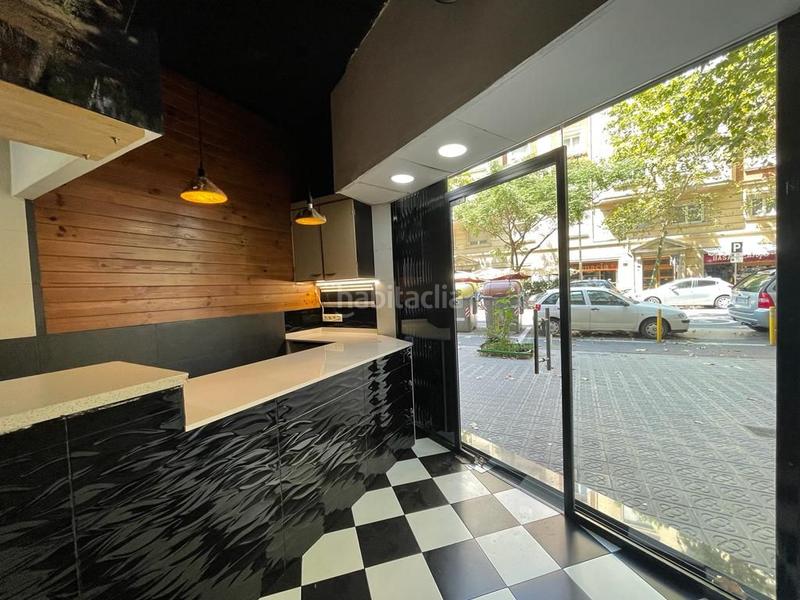 Foto 9c8a4f00-a908-4637-8406-7ed3257c312e. Alquiler local comercial local exclusivo corté inglés diagonal en Barcelona
