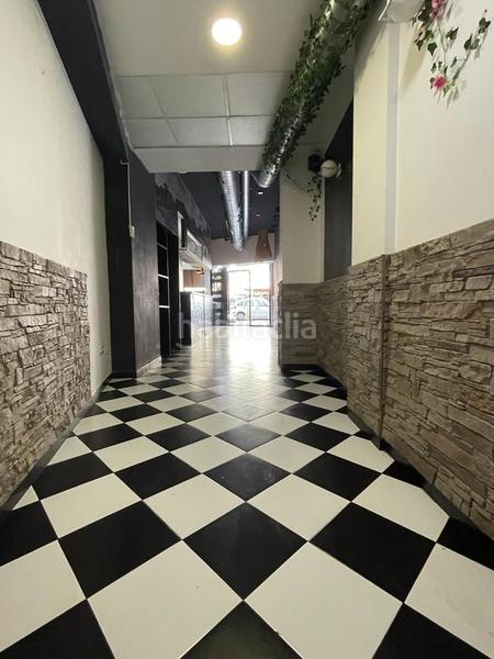 Foto f5881b57-b1b8-490e-99c8-12c334a8fa8a. Alquiler local comercial local exclusivo corté inglés diagonal en Barcelona