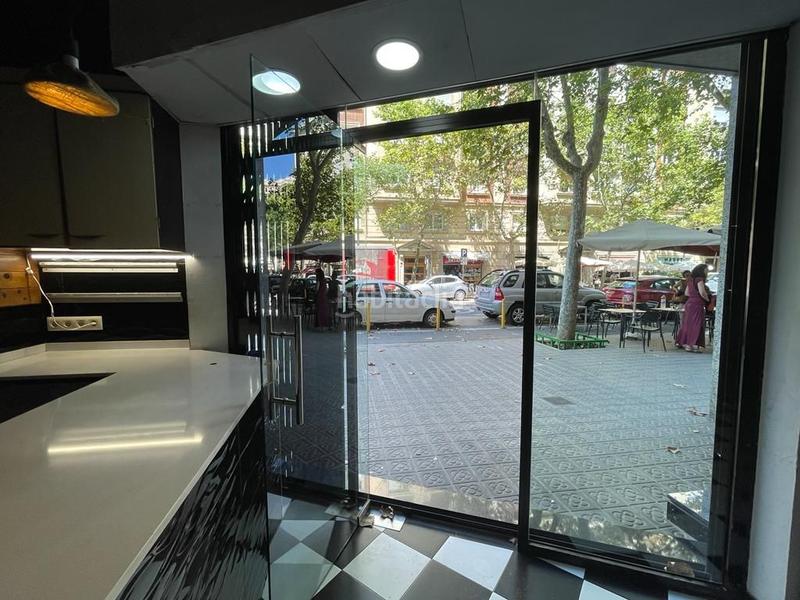 Foto 6fe58443-9d5d-4147-9d1a-21590d8caffd. Lloguer local comercial amb calefacció a Barri de les Corts Barcelona