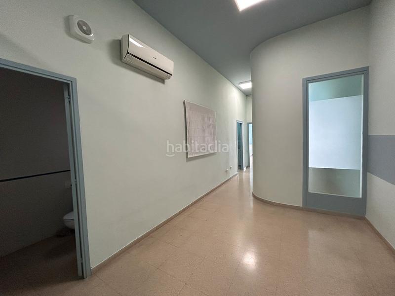 Foto 2da44c26-cb7d-4a5a-ae3b-43eaab053b3a. Rent office space with heating in Centre Sabadell