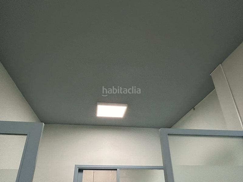 Foto 844afe71-6340-43d4-9c3e-85a9e05e5238. Rent office space with heating in Centre Sabadell