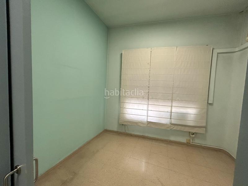Foto d0a20d27-3918-4093-abfd-526a36cf8ffd. Rent office space with heating in Centre Sabadell