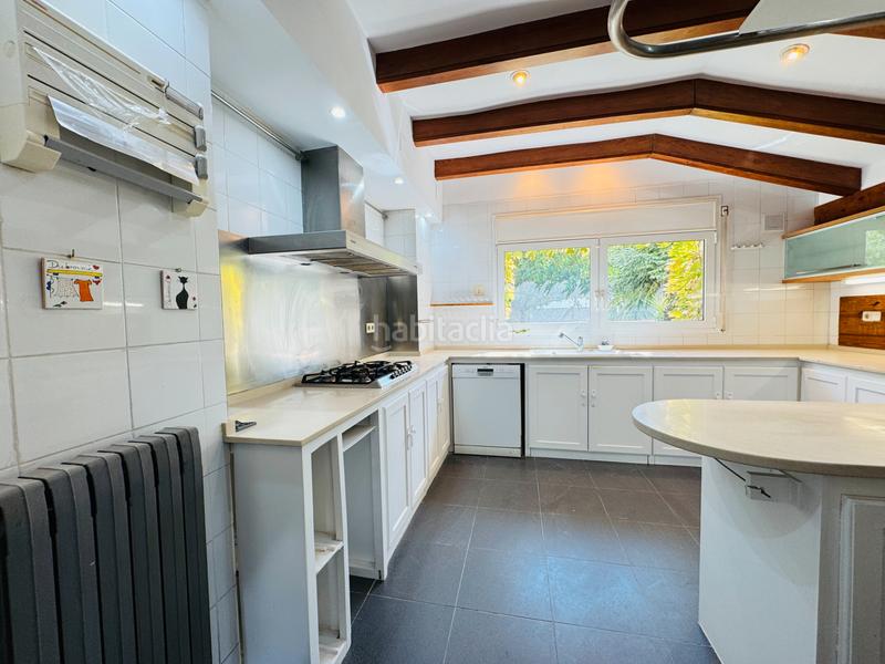 Foto 1436f357-52bb-48b5-aba4-6cd2ba519687. Alquiler casa bonita casa unifamiliar . zona playa. en Sant Andreu de Llavaneres