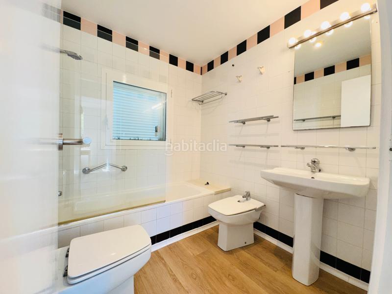 Foto f93c7ff8-72a7-4354-a975-78bf6b35e6f1. Alquiler casa bonita casa unifamiliar . zona playa. en Sant Andreu de Llavaneres