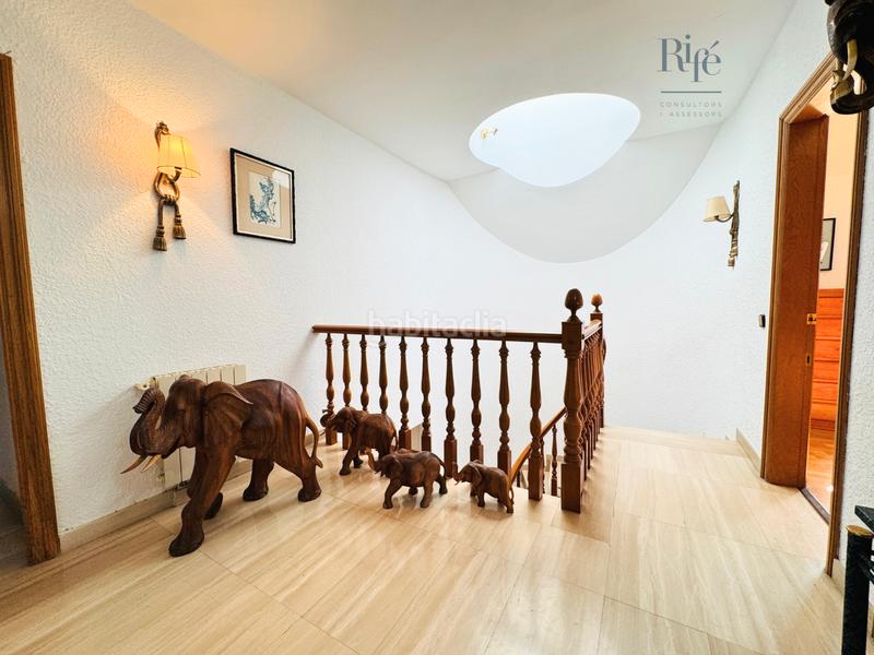 Foto 2a91ade6-df1d-4bc9-85c7-b8f6c78b75c6. Chalet avec cheminée chauffage parking piscine dans Pallejà