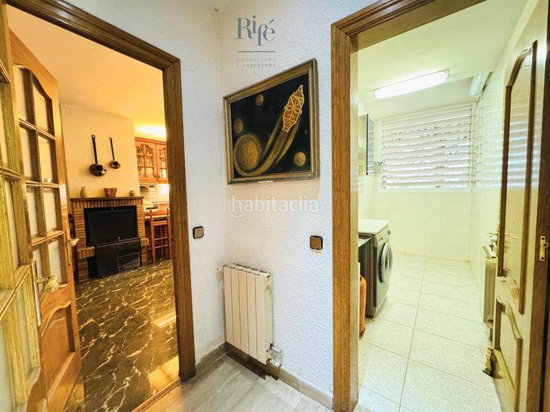 Foto 99eef7c9-6e83-4271-8bd2-6c95a2fd0ca5. Chalet avec cheminée chauffage parking piscine dans Pallejà