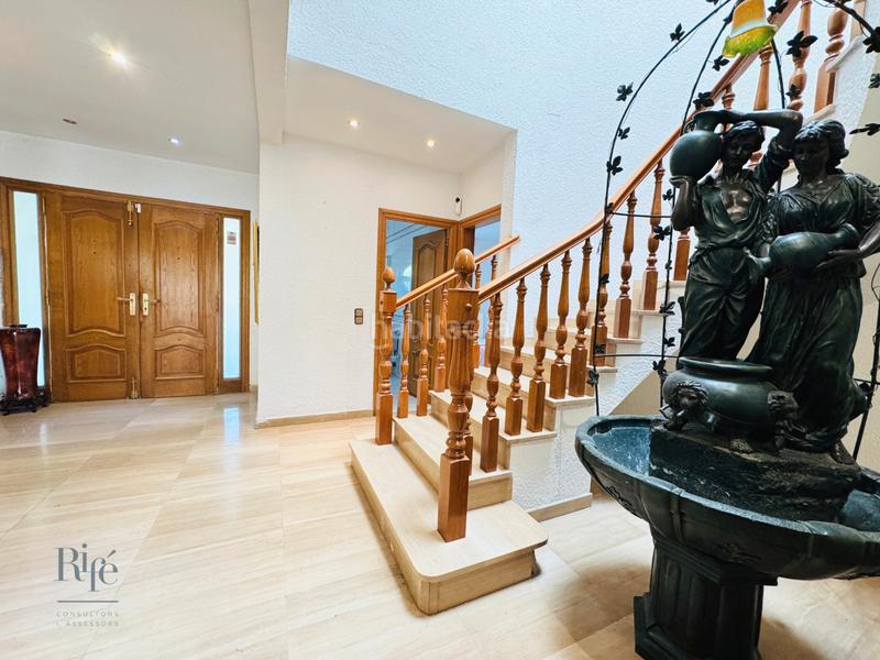 Foto df9f206e-653e-408b-8b92-6bce33c2a19f. Chalet avec cheminée chauffage parking piscine dans Pallejà