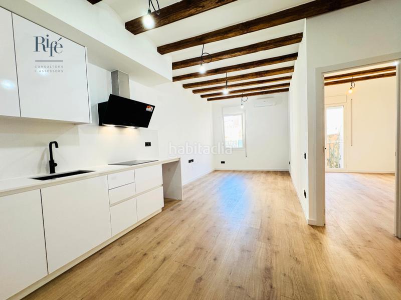 Foto 9598d9ea-a5b6-4ac6-b351-22bf585e95cf. Flat with heating in Raval Barcelona