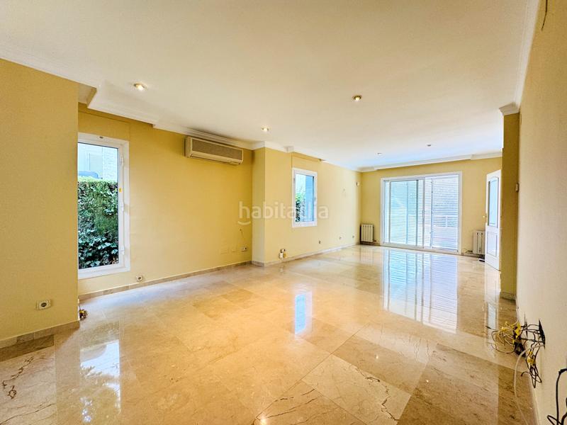 Foto 6e710f26-e9e5-42ce-af07-3df5ce88ba94. Alquiler casa pareada en Teià