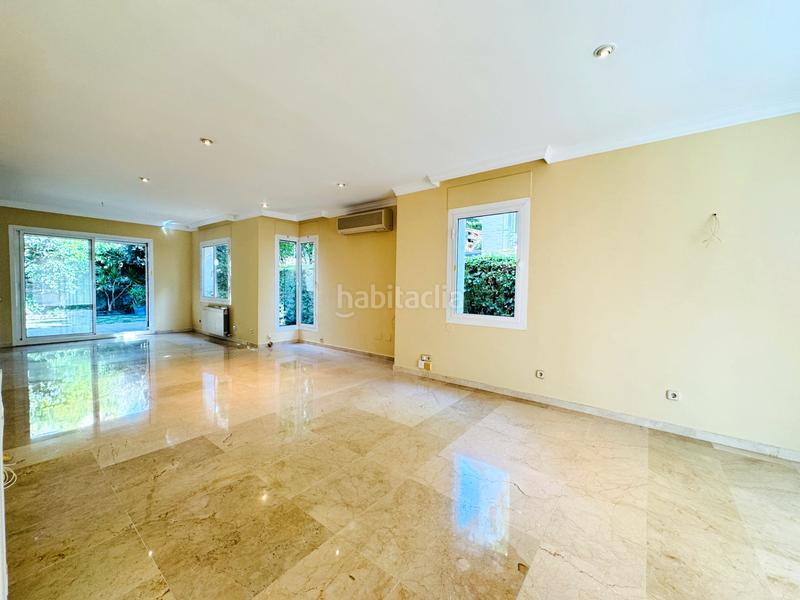 Foto bfbdc51c-d1e3-4d94-9520-a8c7f76c7e72. Alquiler casa pareada en Teià