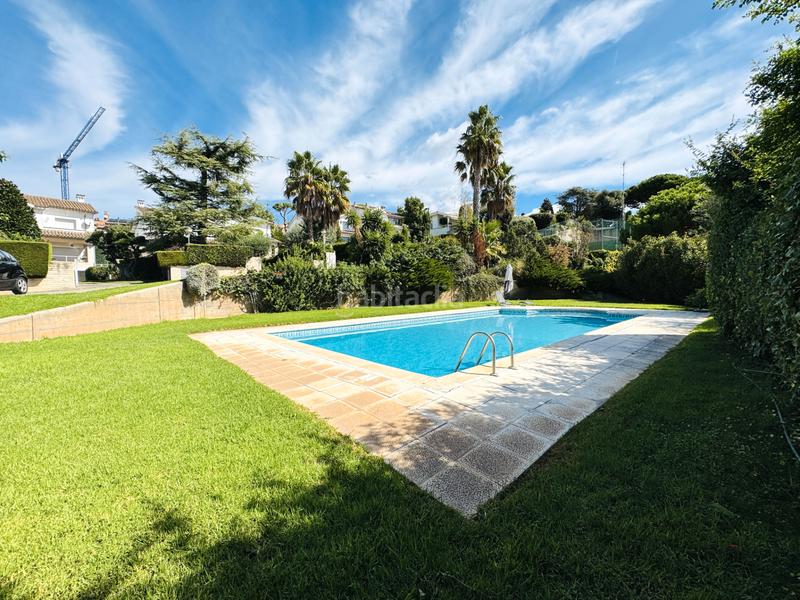 Foto d564abc4-7bf0-49f0-b776-69eeba5e9877. Alquiler casa pareada en Teià