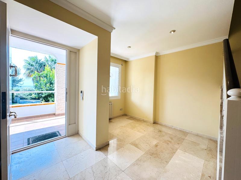 Foto fdc8cc4c-19fa-4eb3-ae90-01f7ab2aa8eb. Alquiler casa pareada en Teià