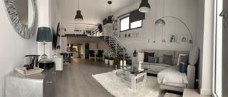 Location Loft à Carrer de la fontsanta 10. Piso en muy buena zona