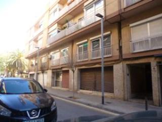 Business premise in Carrer de vicenç bou 3