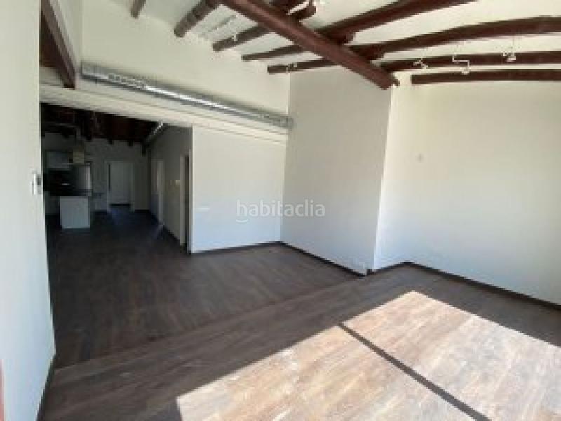 Foto 3ff0a255-8557-44fb-91dd-244f84a07346. Ático exclusivo ático a escasos metros de la playa! fabuloso ático totalmente reformado a 50 metros de la playa, ubicado en el emblem en Sitges