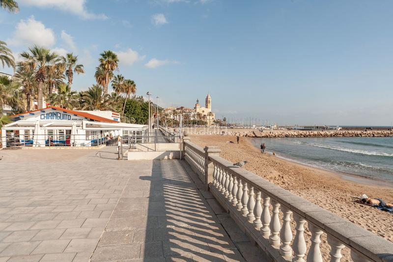 Foto 77c5acdd-64f1-4d3e-8521-fc48c22e1b34. Rent penthouse in Centre Sitges