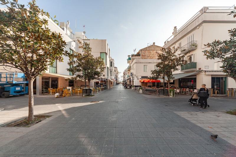 Foto f7f68dc6-87ca-431c-a21d-cf026e1ecf53. Rent penthouse in Centre Sitges