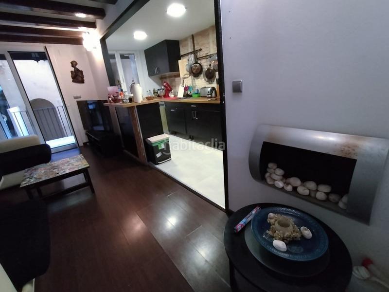 Foto b51126c2-c031-4b2f-8a69-c5ffc8e2d71c. Piso encantador piso en venta en carrer sant antoni abat! en Barcelona