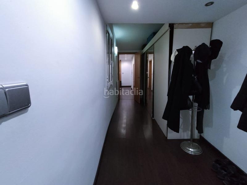 Foto be8b2e70-444e-4a47-bdab-5a165e13f4a9. Piso encantador piso en venta en carrer sant antoni abat! en Barcelona