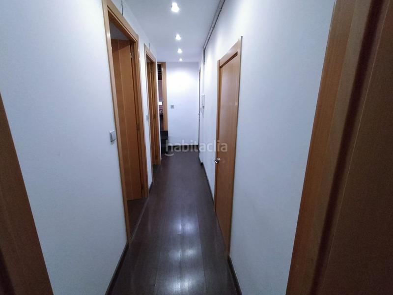 Foto d3c2d32c-6eb8-4081-b424-ddbef6a9dce8. Piso encantador piso en venta en carrer sant antoni abat! en Barcelona