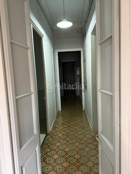 Foto 89e277cd-085b-49a7-b7d3-8468313dfe22. Piso  alto con gran terraza a reformar en gracia en Barcelona