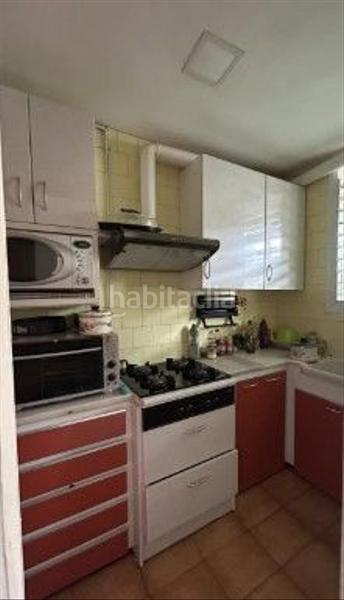 Foto ee3d8a3c-e205-4e13-9468-5c4c80dd36f2. Piso  alto con gran terraza a reformar en gracia en Barcelona