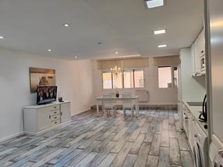 Pis a La Torrassa. Piso en venta en collblanc